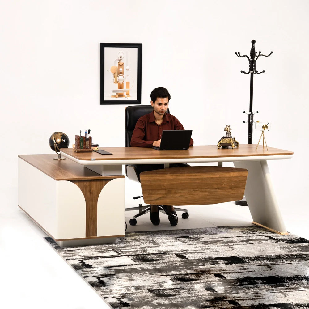 Edward Executive Table